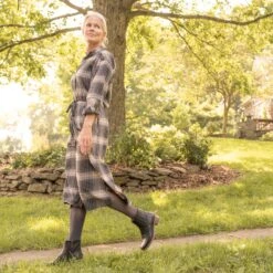 Dansko Daisie Black Waterproof Tumbled 14 Dansko Daisie Black Waterproof Tumbled -Dansko Dublin PDP Daisie Black