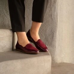 Lace Wine Glazed Leather 14 Lace Wine Glazed Leather -Dansko f23 LaceWine 2400x2400 1